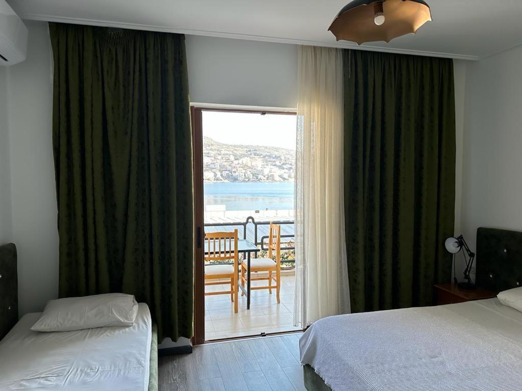 Fjora Rooms Saranda Extérieur photo