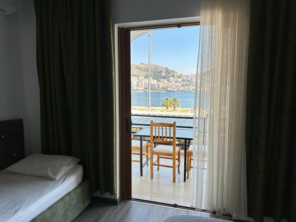 Fjora Rooms Saranda Extérieur photo